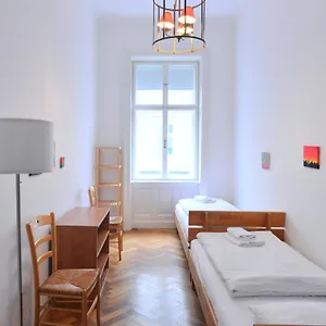  Appartamento Flat - 1 Free Parking Space At The Metro